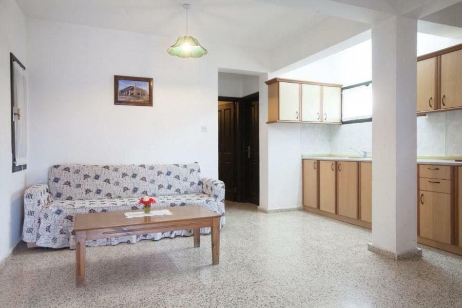 Balci Plaza Hotel And Balci Plaza Guest Bungalows Karpaz Peninsula Selenias Buitenkant foto
