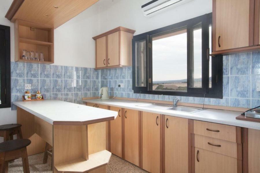 Balci Plaza Hotel And Balci Plaza Guest Bungalows Karpaz Peninsula Selenias Buitenkant foto